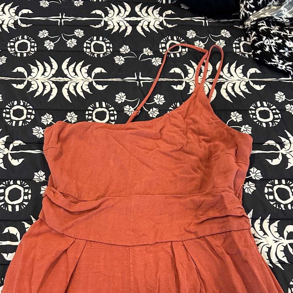 One shoulder jumpsuit with pockets